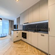 Kawalerka w centrum Katowic, 10. piętro 